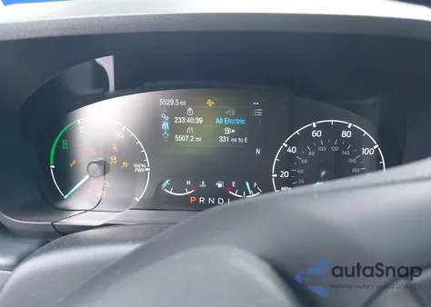 2024 Ford Maverick Xl z USA, uszkodzony, nr VIN 3FTTW8A35RRA76605